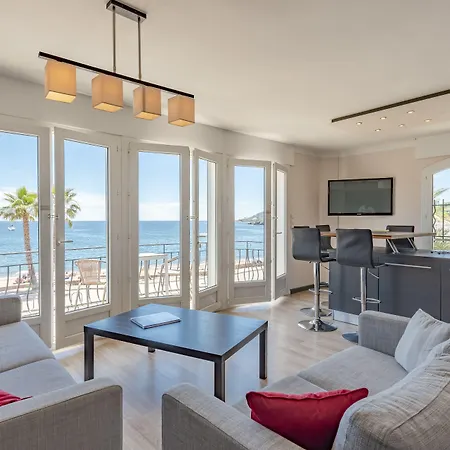 Le Relais D'agay Szálloda 3*