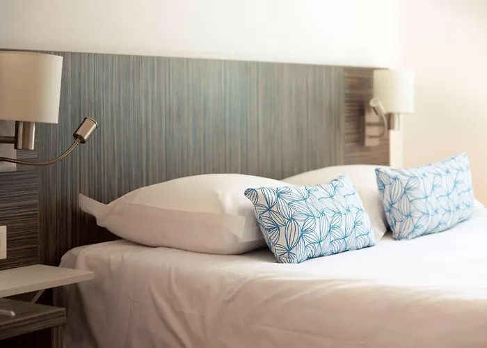 Le Relais D'agay Saint-Raphael (Var)