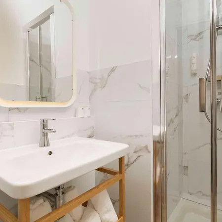 Le Relais D'agay Otel