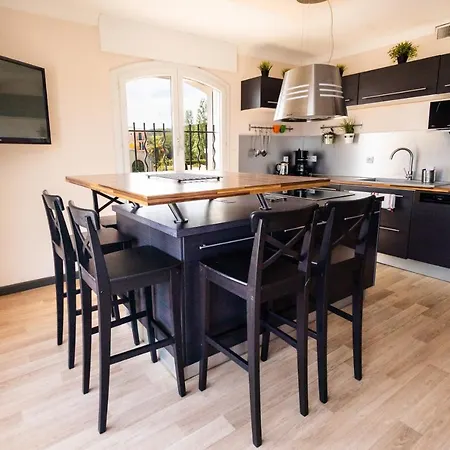 ホテル Le Relais D'agay 3*