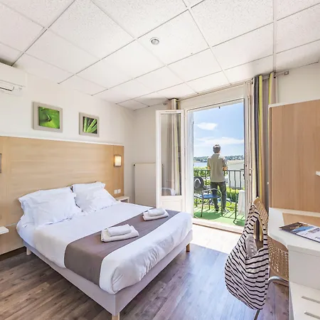 Le Relais D'agay 3* Saint-Raphael (Var)